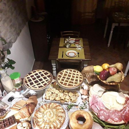 B&B La Casa Di Fuori Porta Gricignano Luaran gambar